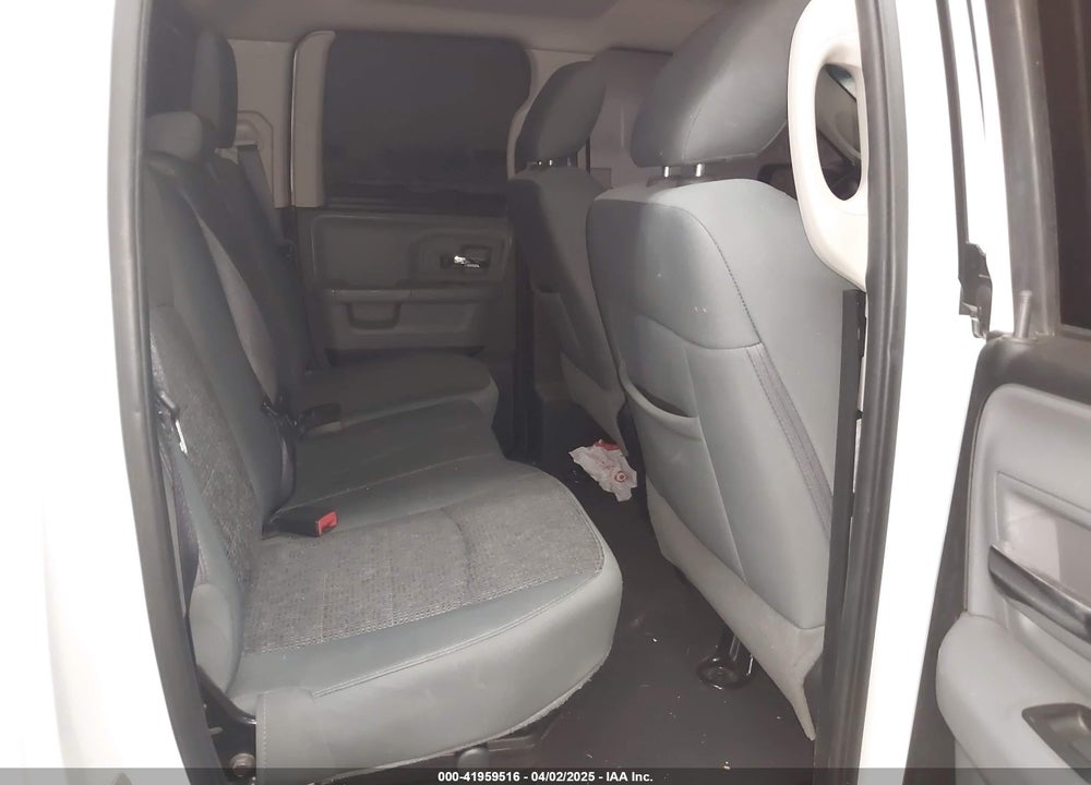 2017 RAM 1500 BIG HORN 4X2 6'4 BOX VIN: 1C6RR6GTXHS547882