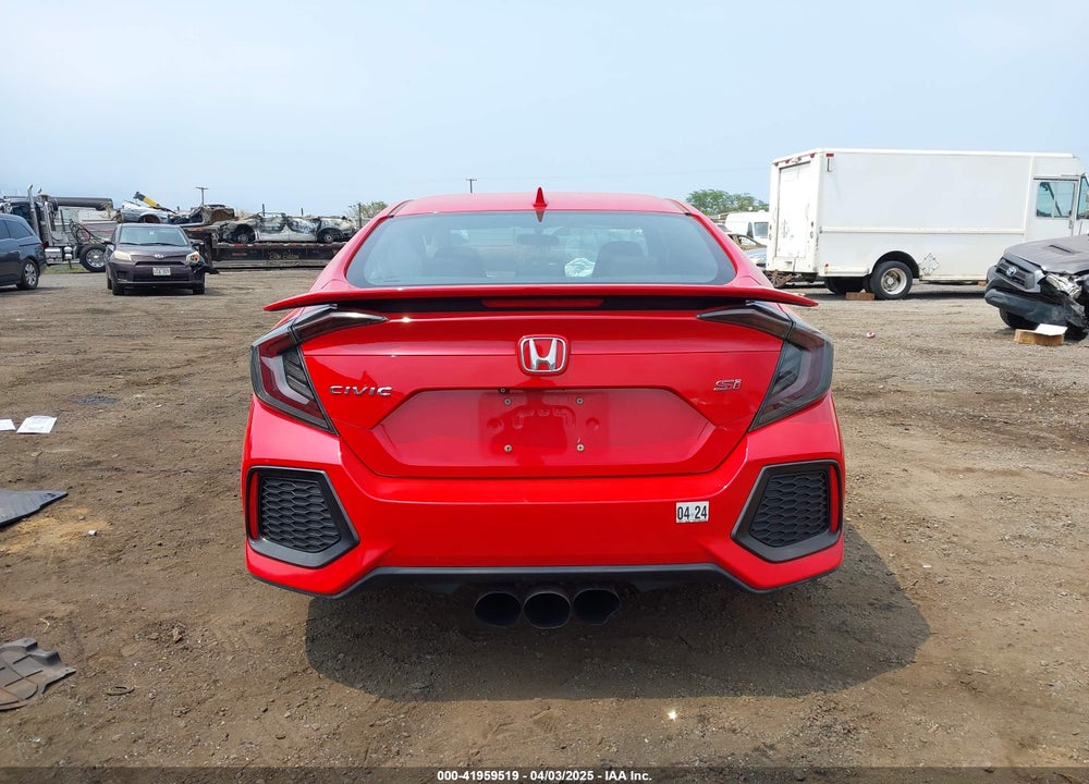 2018 HONDA CIVIC SI VIN: 2HGFC1E56JH703600