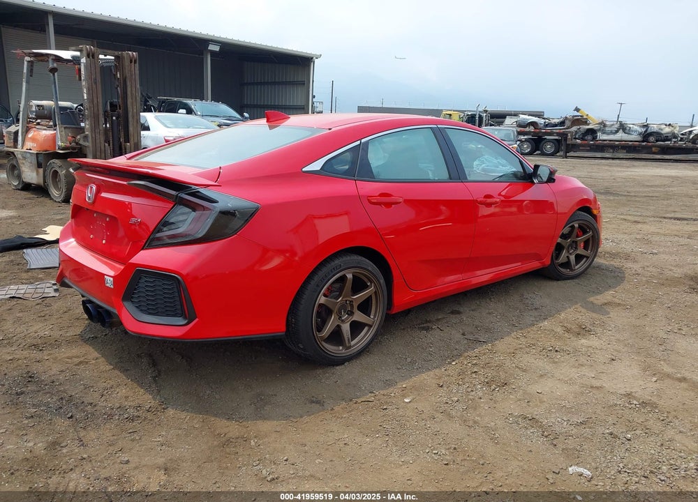 2018 HONDA CIVIC SI VIN: 2HGFC1E56JH703600