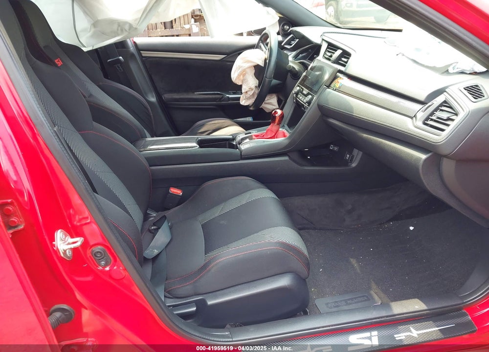 2018 HONDA CIVIC SI VIN: 2HGFC1E56JH703600