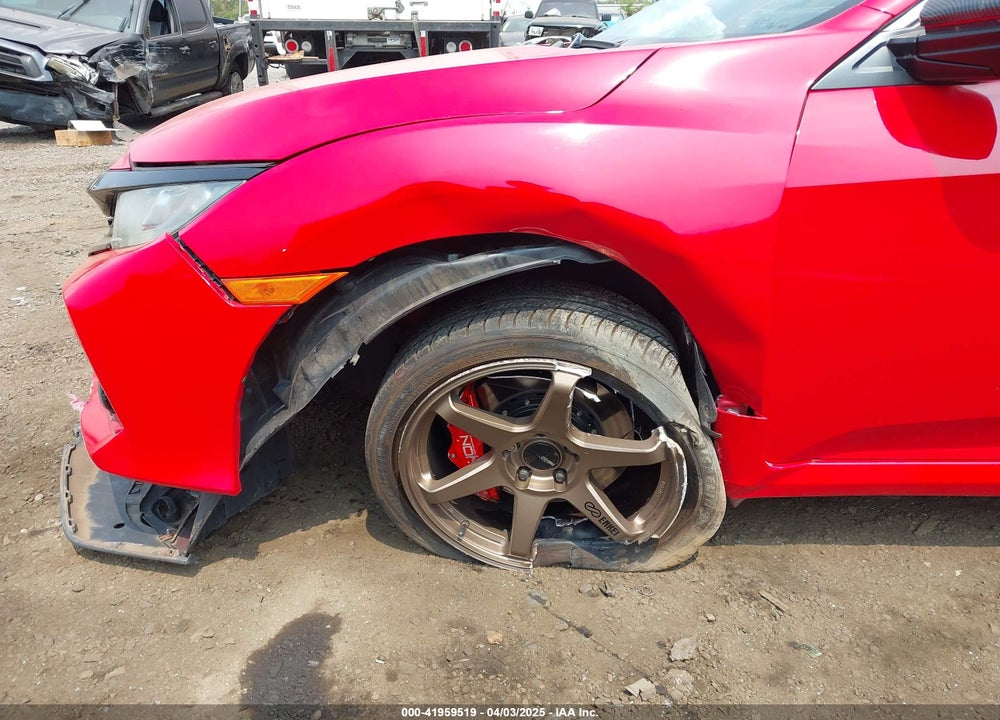 2018 HONDA CIVIC SI VIN: 2HGFC1E56JH703600