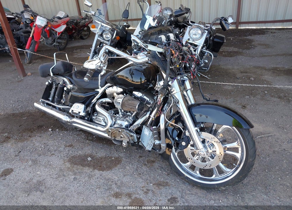 2008 HARLEY-DAVIDSON FLHX VIN: 1HD1KB4118Y642977