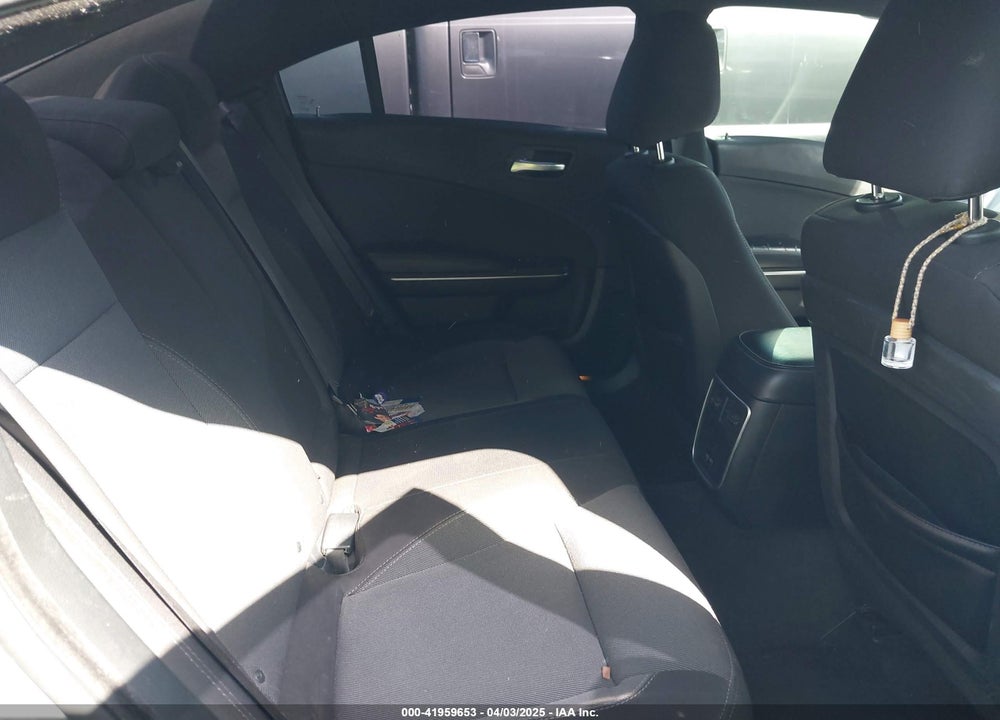 2017 DODGE CHARGER SE RWD VIN: 2C3CDXBG4HH546137
