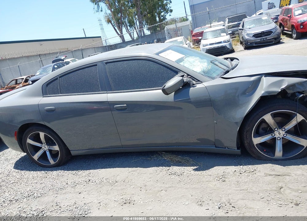 2017 DODGE CHARGER SE RWD VIN: 2C3CDXBG4HH546137