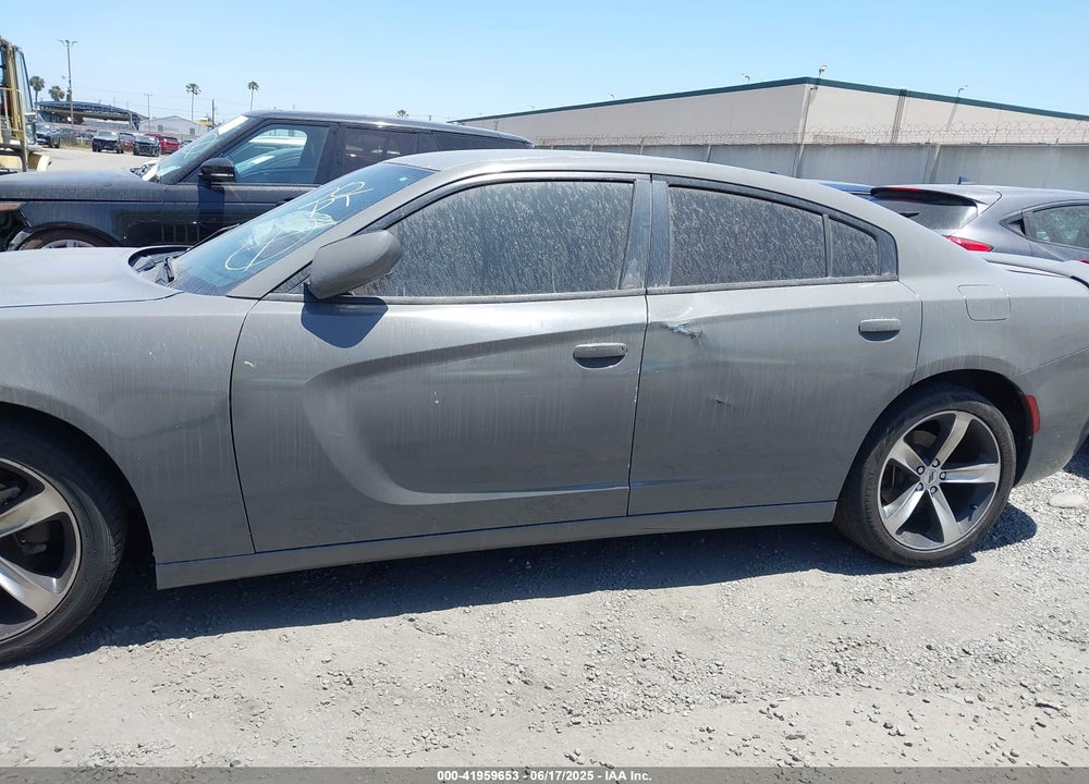 2017 DODGE CHARGER SE RWD VIN: 2C3CDXBG4HH546137