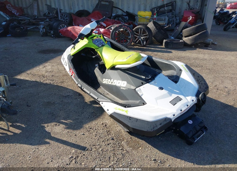 2023 SEADOO SPARK VIN: YDV47912L223