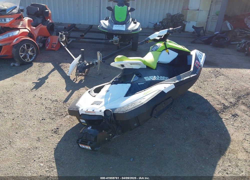 2023 SEADOO SPARK VIN: YDV47912L223