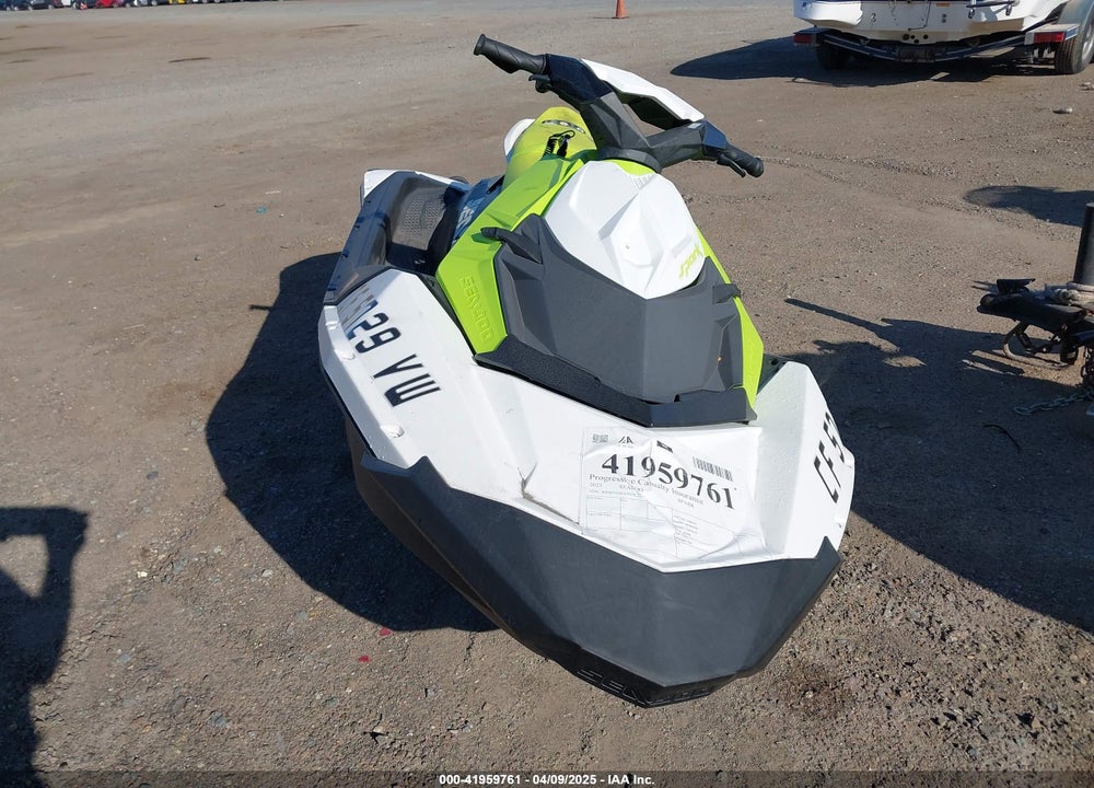 2023 SEADOO SPARK VIN: YDV47912L223