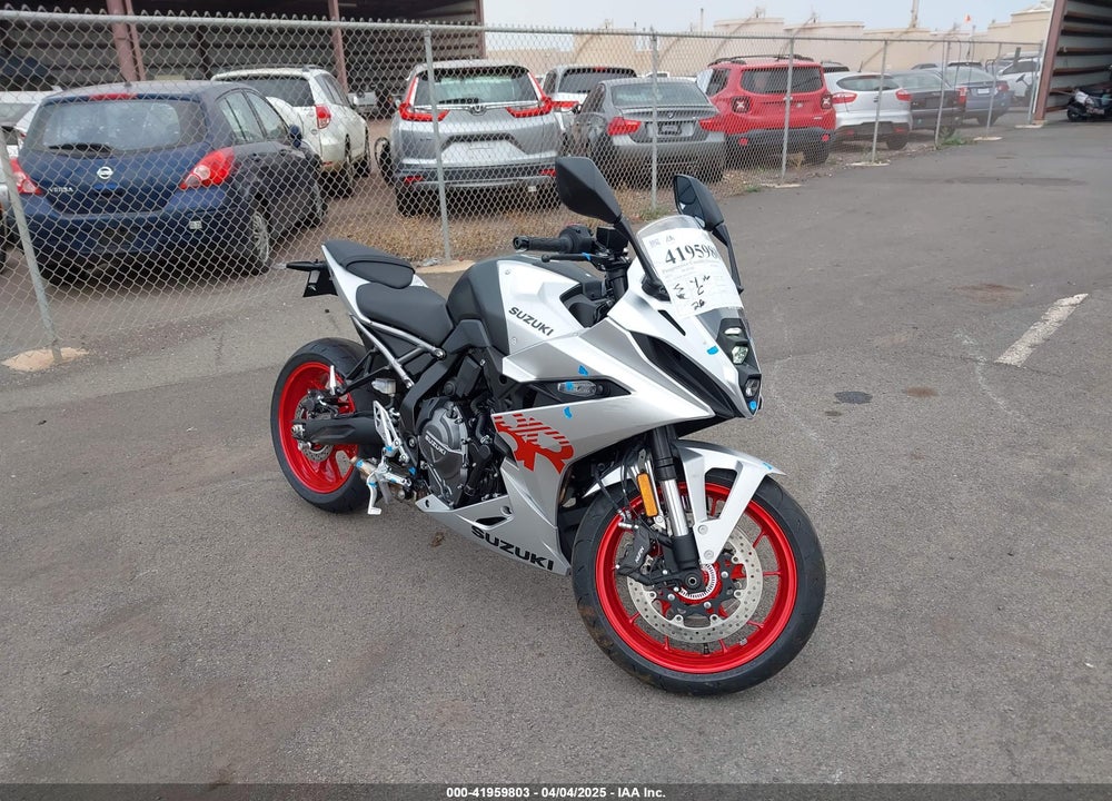 2025 SUZUKI GSX800 F VIN: JS1EM13B6S7100301