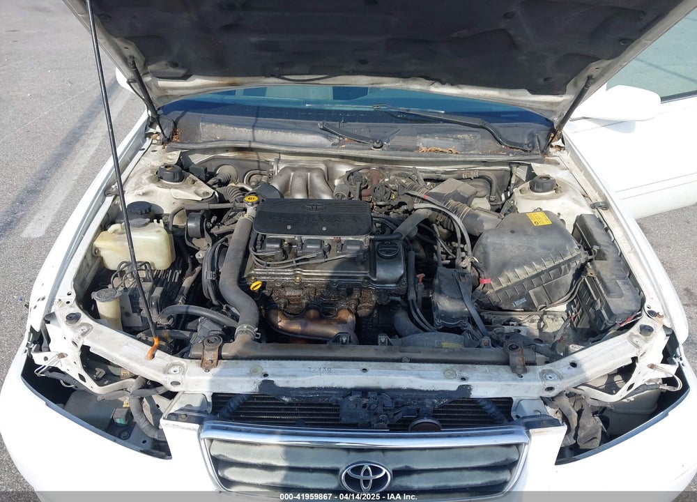2001 TOYOTA CAMRY VIN: 4T1BF22K71U964277