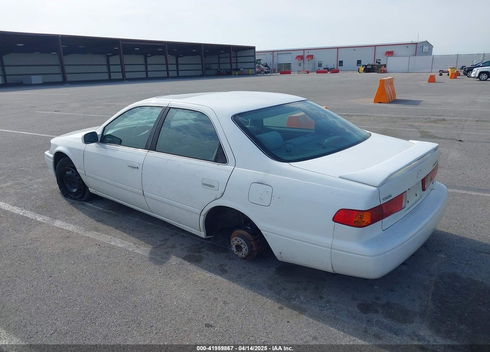 2001 TOYOTA CAMRY VIN: 4T1BF22K71U964277