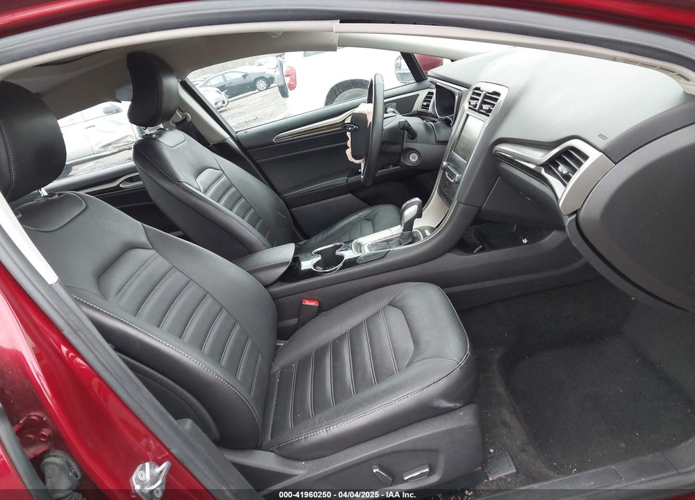 2015 FORD FUSION SE VIN: 1FA6P0HD3F5116369