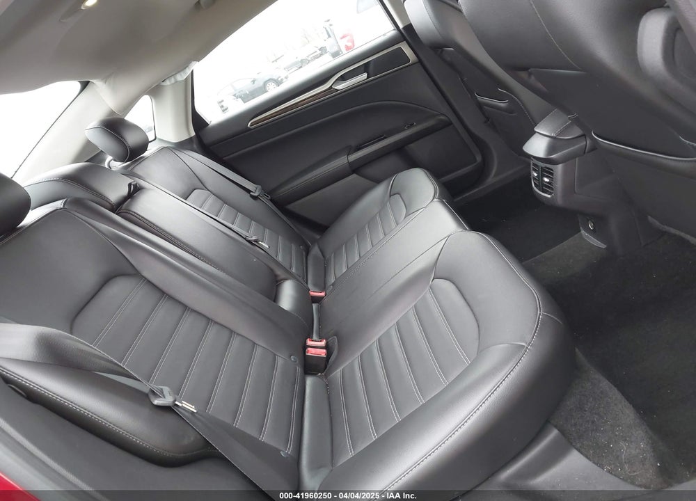 2015 FORD FUSION SE VIN: 1FA6P0HD3F5116369