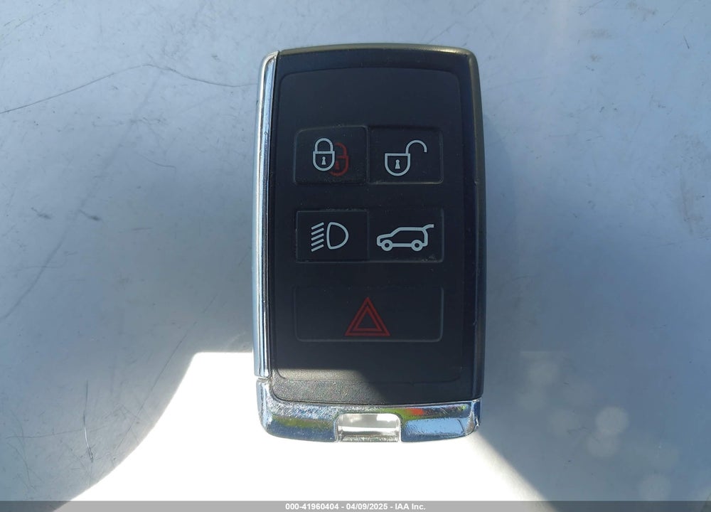 2020 LAND ROVER DISCOVERY HSE VIN: SALRR2RV3L2432672