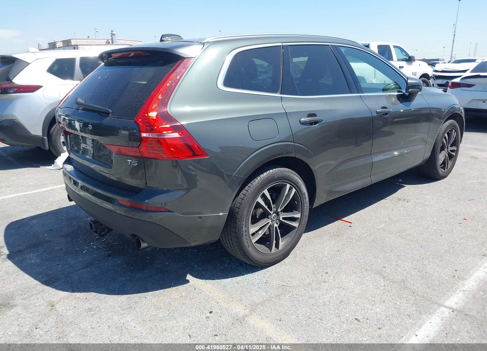 2019 VOLVO XC60 VIN: LYV102DK7KB187349