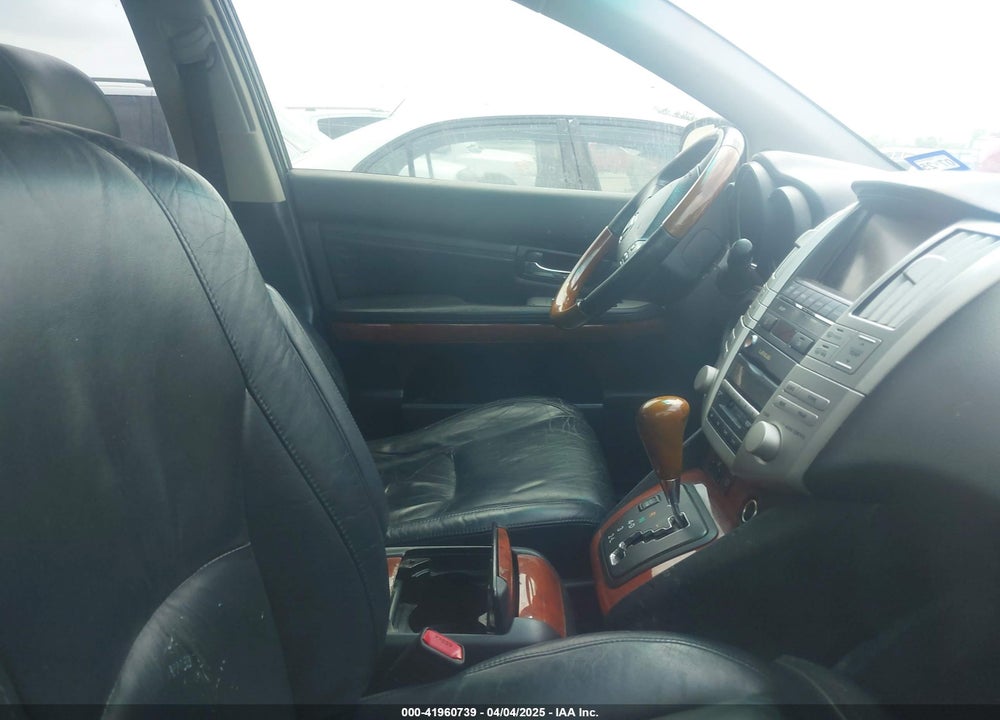 2004 LEXUS RX 330 VIN: JTJGA31U740015533