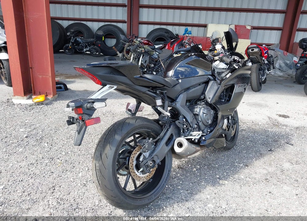 2025 YAMAHA YZFR7 VIN: JYARM38E0SA015295