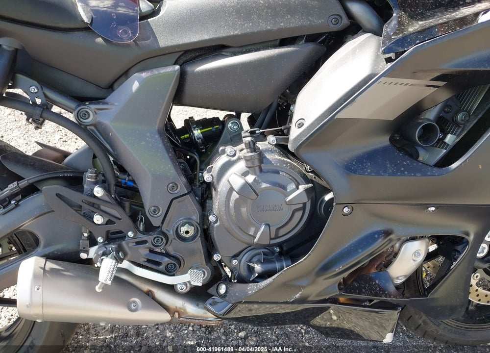 2025 YAMAHA YZFR7 VIN: JYARM38E0SA015295