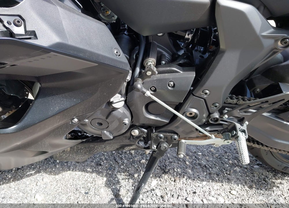 2025 YAMAHA YZFR7 VIN: JYARM38E0SA015295