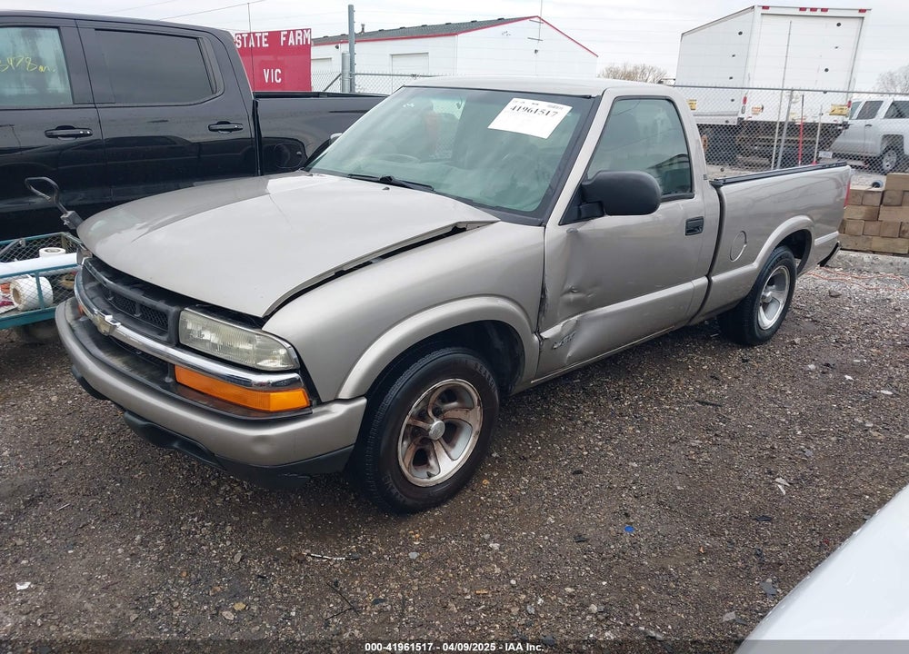 2002 CHEVROLET S-10 LS VIN: 1GCCS145928229624