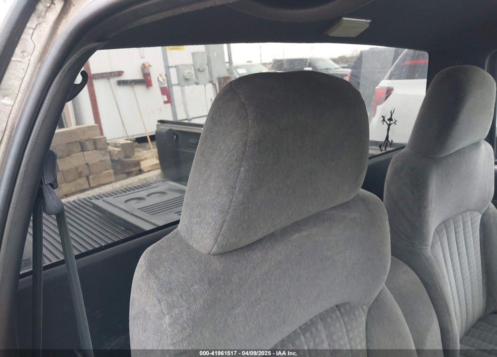 2002 CHEVROLET S-10 LS VIN: 1GCCS145928229624