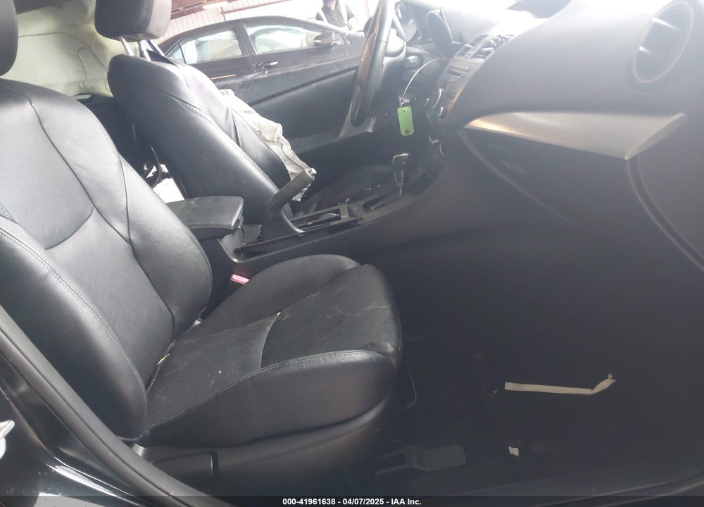 2012 MAZDA 3 VIN: JM1BL1M82C1638304