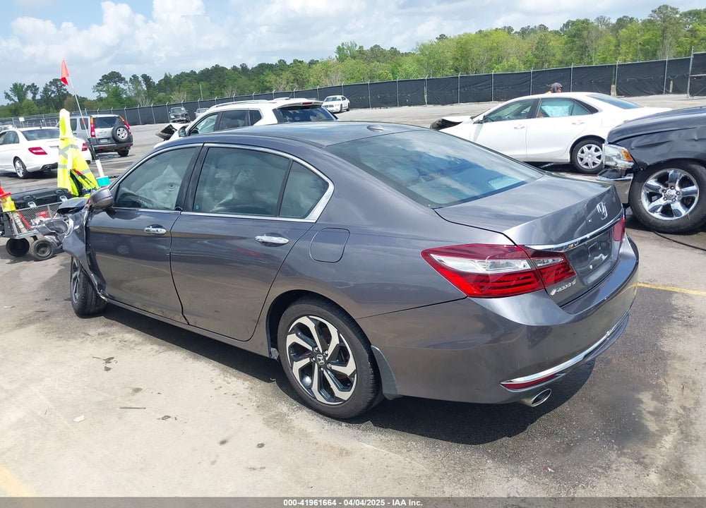 2017 HONDA ACCORD EX-L V6 VIN: 1HGCR3F87HA045705