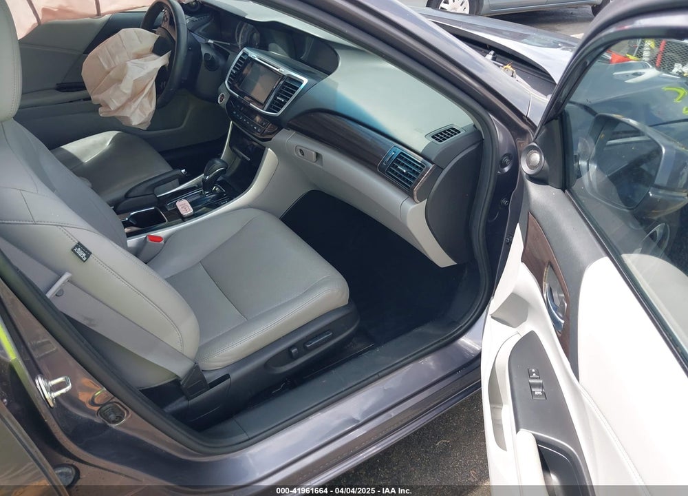 2017 HONDA ACCORD EX-L V6 VIN: 1HGCR3F87HA045705