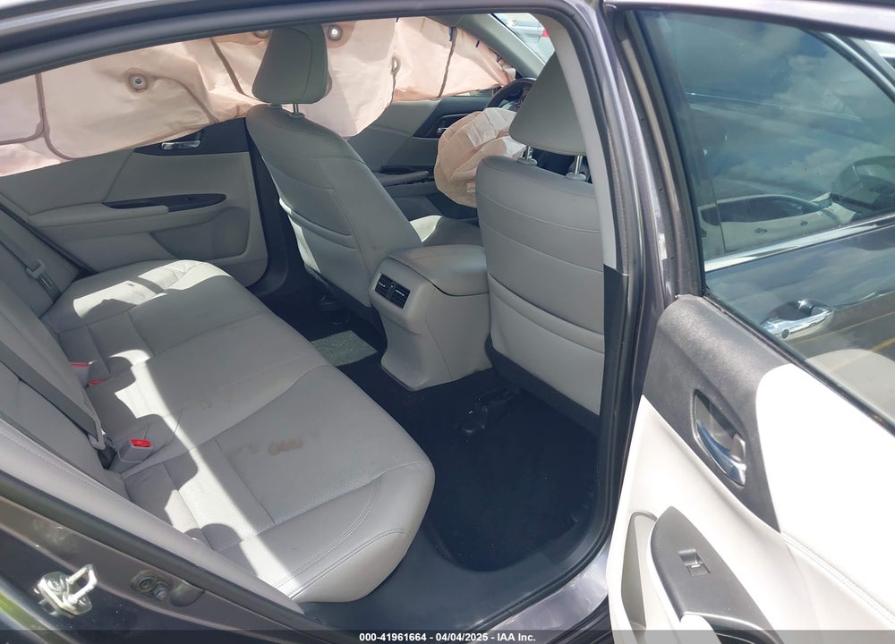 2017 HONDA ACCORD EX-L V6 VIN: 1HGCR3F87HA045705