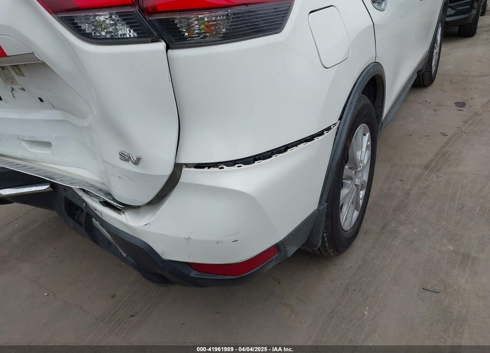 2017 NISSAN ROGUE SV VIN: JN8AT2MT8HW144260