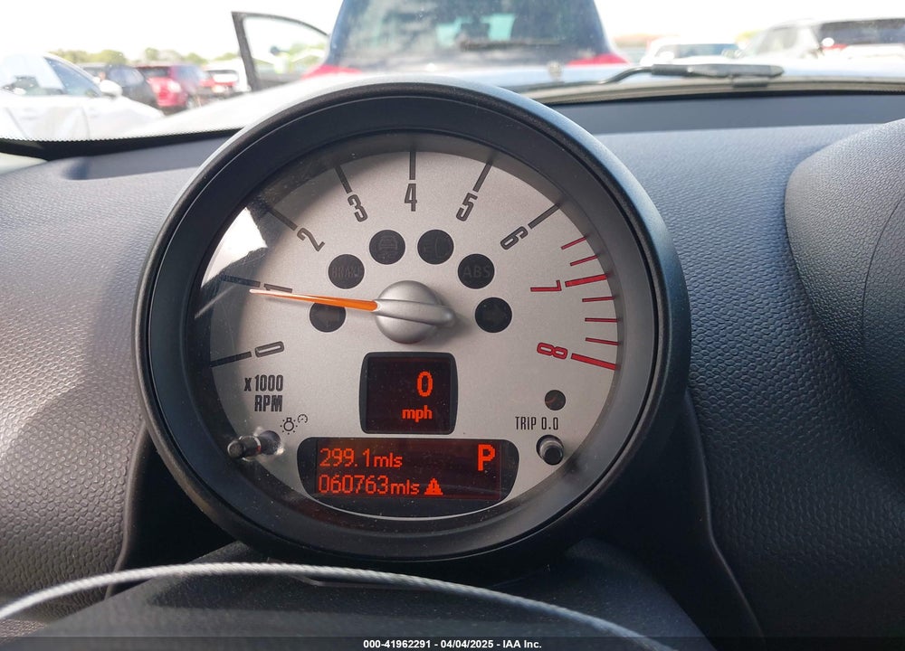 2013 MINI COUNTRYMAN VIN: WMWZB3C58DWM07817