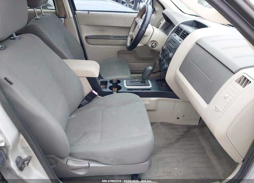 2010 FORD ESCAPE VIN: 1FMCU0C75AKB62752