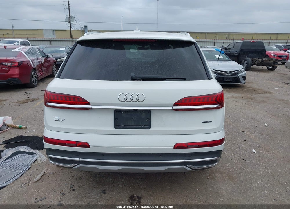 2021 AUDI Q7 VIN: WA1LXAF71MD013285