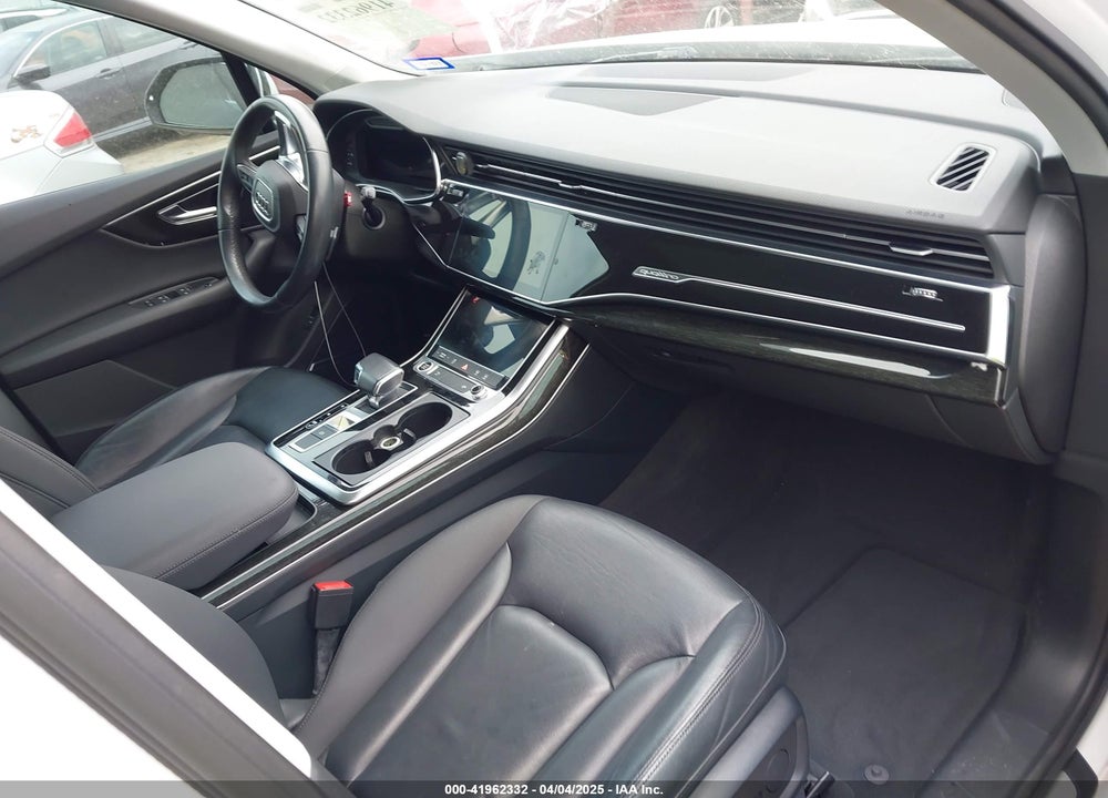 2021 AUDI Q7 VIN: WA1LXAF71MD013285