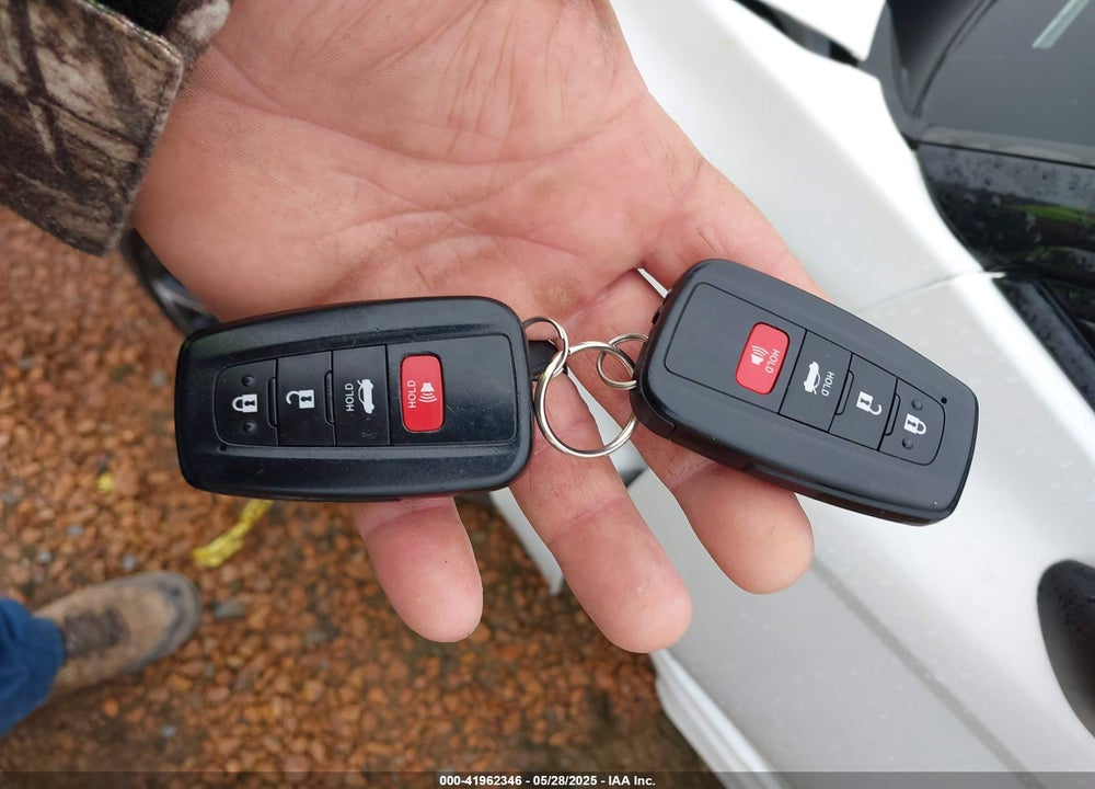 2024 TOYOTA CAMRY VIN: 4T1KZ1AK7RU093010