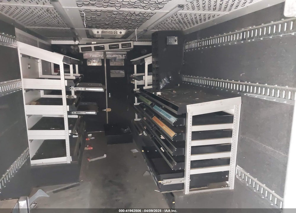 2015 FREIGHTLINER CHASSIS M LINE WALK-IN VAN VIN: 4UZAAPDU1FCGL7590