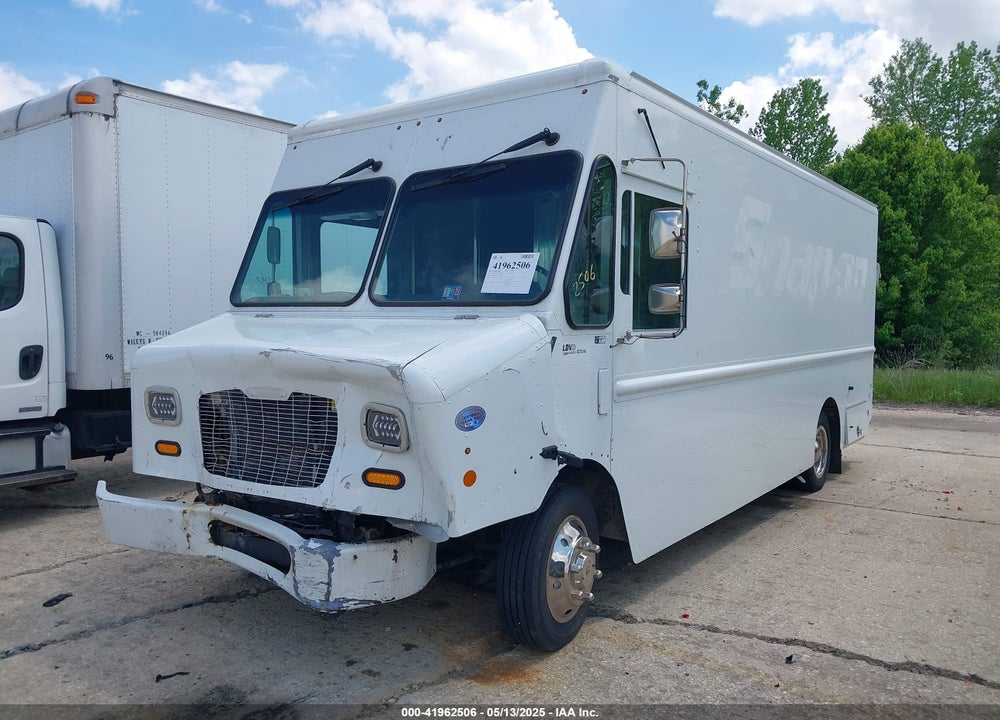 2015 FREIGHTLINER CHASSIS M LINE WALK-IN VAN VIN: 4UZAAPDU1FCGL7590