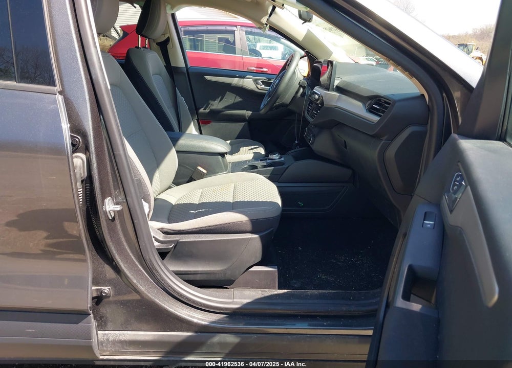 2020 FORD ESCAPE VIN: 1FMCU9G63LUA27153