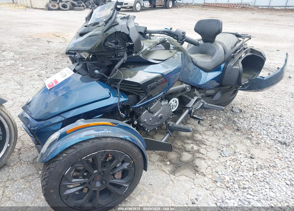 2024 CAN-AM SPYDER ROADSTER F3-T/F3 LIMITED VIN: 2BXREDD21RV000188