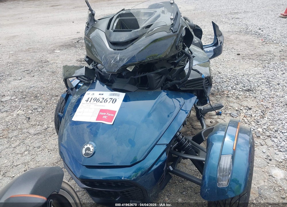 2024 CAN-AM SPYDER ROADSTER F3-T/F3 LIMITED VIN: 2BXREDD21RV000188