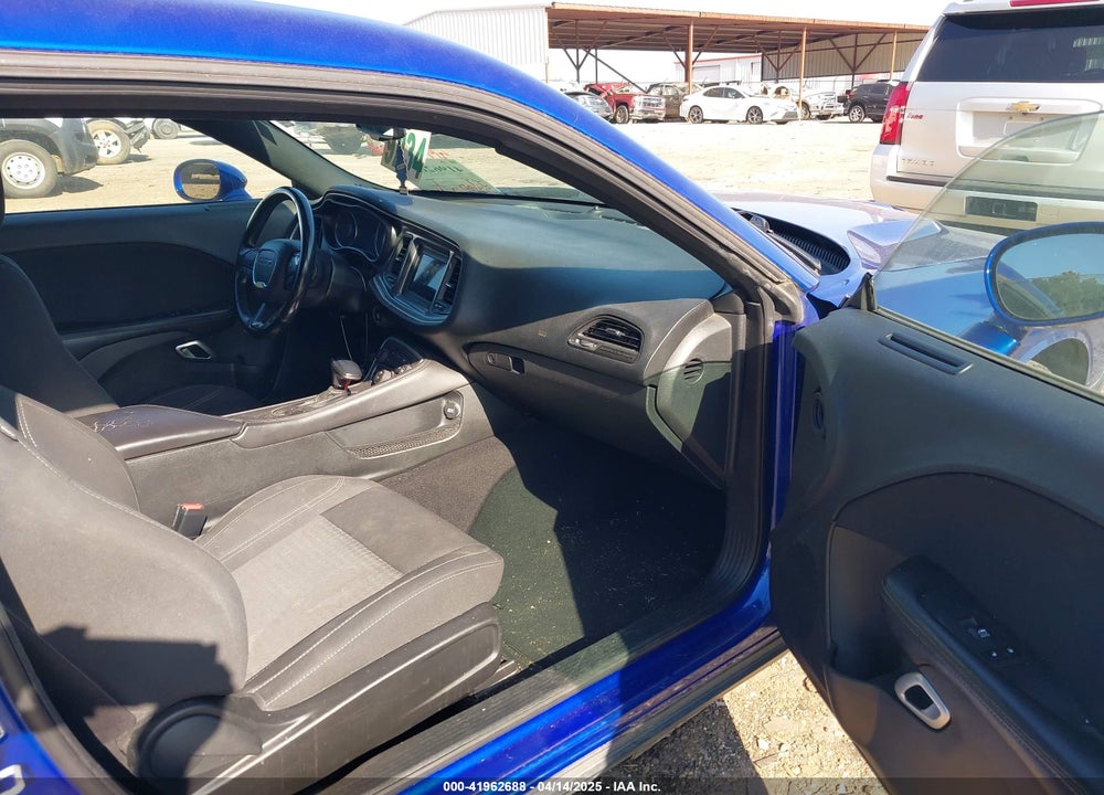 2019 DODGE CHALLENGER SXT VIN: 2C3CDZAG1KH668765