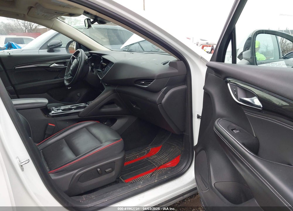 2022 BUICK ENVISION VIN: LRBFZNR46ND060513