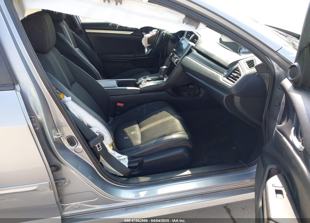 2019 HONDA CIVIC VIN: 19XFC2F82KE043548