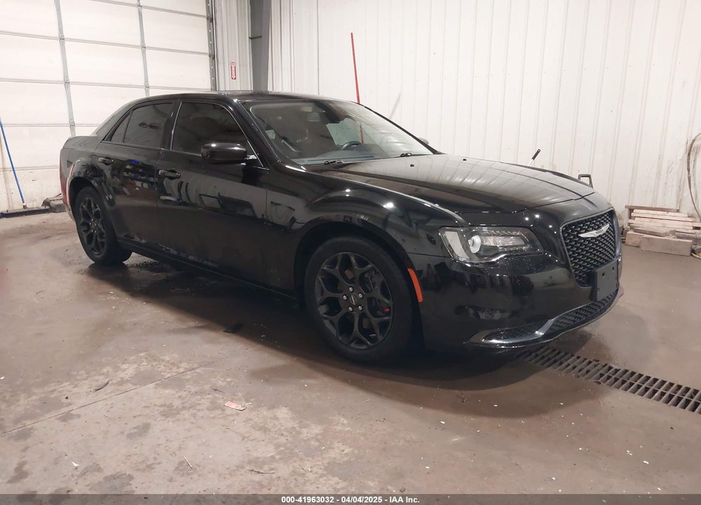 2019 CHRYSLER 300 TOURING AWD VIN: 2C3CCARG4KH649295