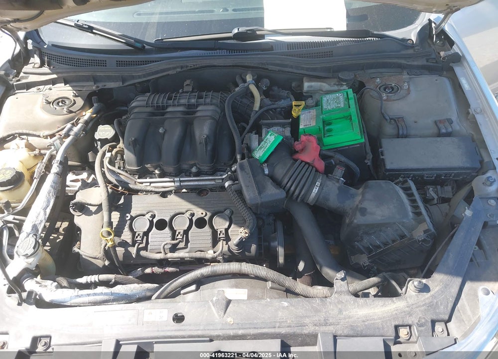 2010 FORD FUSION VIN: 3FAHP0JG7AR389592