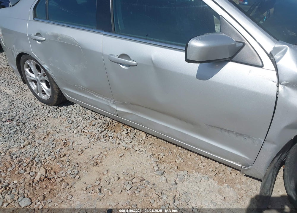2010 FORD FUSION VIN: 3FAHP0JG7AR389592
