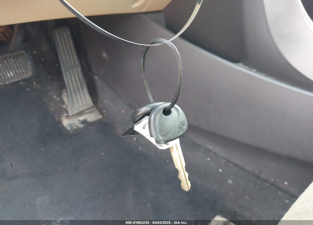 2013 HYUNDAI ELANTRA VIN: KMHDH4AE4DU551070