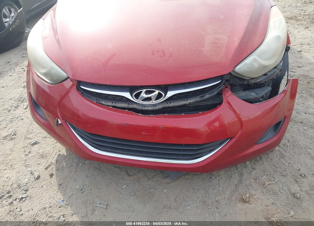 2013 HYUNDAI ELANTRA VIN: KMHDH4AE4DU551070