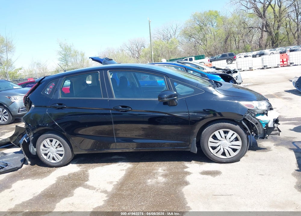 2016 HONDA FIT LX VIN: JHMGK5H59GS002106