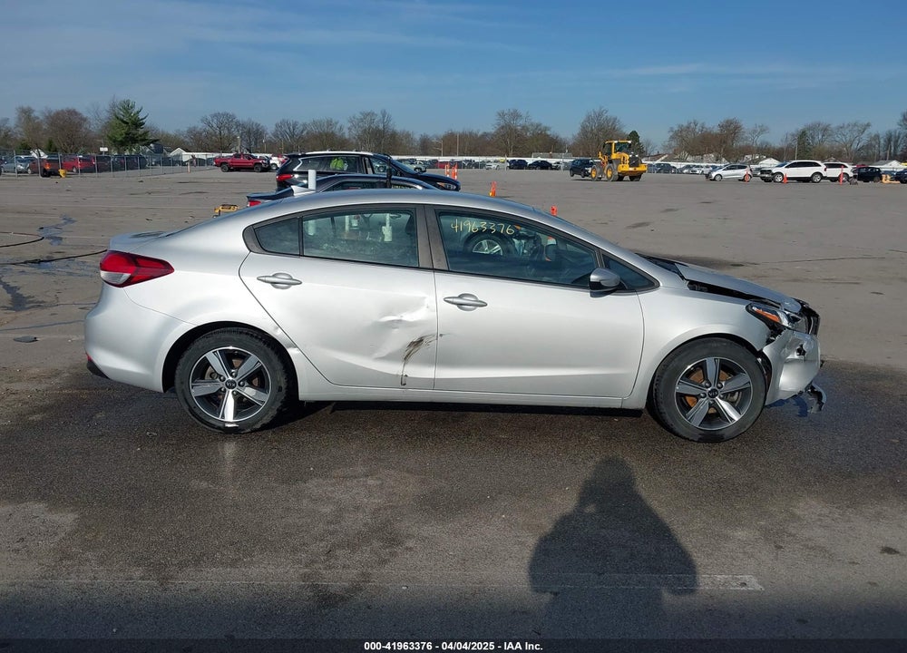 2018 KIA FORTE VIN: 3KPFL4A72JE248196